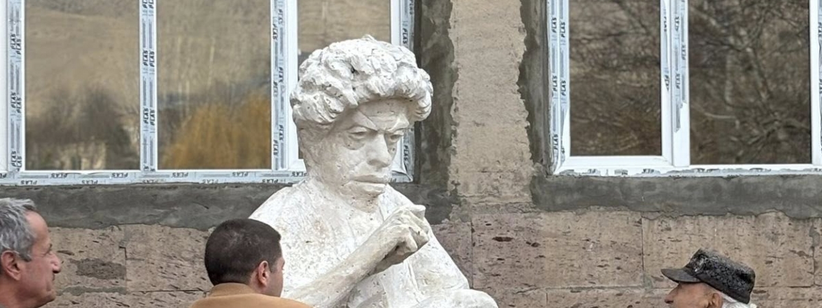 Անլռելի գանգատատուն․ Սևակը, համացանցն ու Լևոն Թոքմաջյանի «լավագույն գործը»